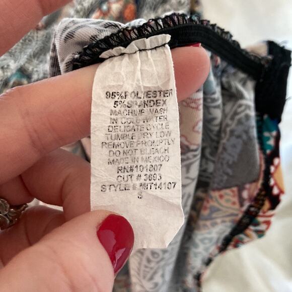 Emi & Jo Stretch Pullover Top, Size S? - Picture 7 of 7